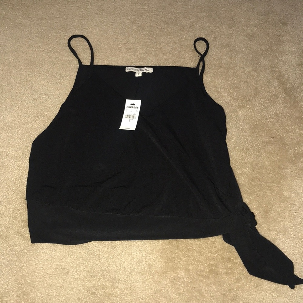 Express crop tank size medium